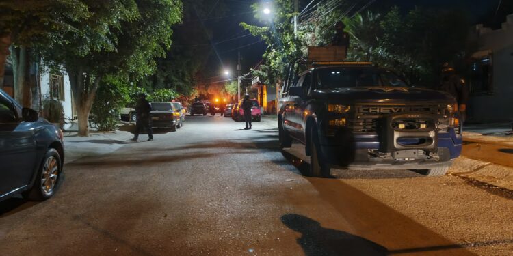 Asesinan a balazos a un joven en Culiacán