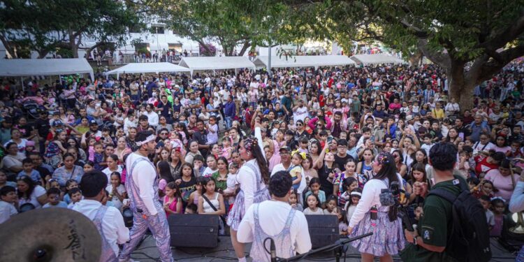 ¡Arranca con gran éxito el Festival de la Niñez 2026! Música, juegos y diversión reúnen a miles de familias en una tarde inolvidable