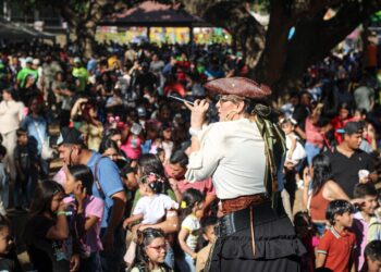 Más de 10 mil personas celebran el Festival de la Niñez en Culiacán