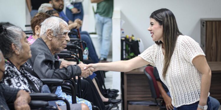 DIF Bienestar Culiacán fortalece la movilidad de familias con la entrega de 28 sillas de ruedas
