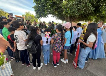 “Niñez herida por la ausencia: marchan en Culiacán para exigir justicia por desaparecidos y atención a menores afectados por la violencia”
