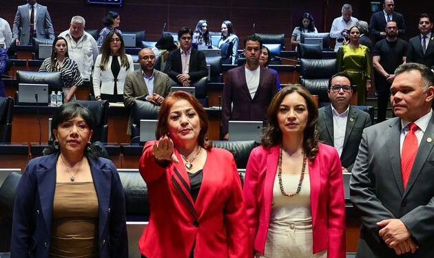 Toma protesta María del Refugio Higuera Cázarez como senadora del PRI