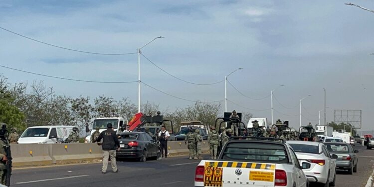 Cuatro homicidios, 8 vehículos robados y 3 privaciones de la libertad, se registraron ayer en Sinaloa
