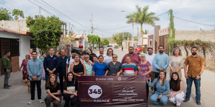”Por primera vez tenemos a un presidente que escucha a la gente”; vecinos agradecen nuevas pavimentaciones en Culiacán