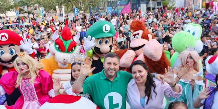 Con regalos, sorpresas y mucha diversión, José Paz López festeja a lo grande a niñas y niños de Badiraguato