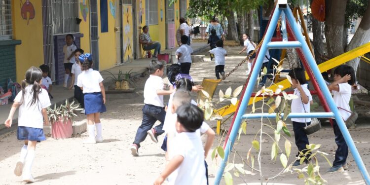 Retorno a clases con 88% de presencialidad en Sinaloa