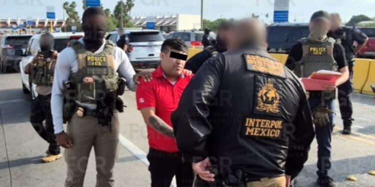 FGR recibe en deportación y lleva a proceso a un hombre por su probable participación en el delito de trata de personas