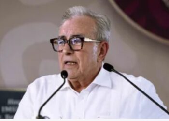 EU acusa a Rubén Rocha, gobernador de Sinaloa, de vínculos con el narco Fiscalía de Nueva York acusa a altos funcionarios de Sinaloa por narcotráfico y homicidios