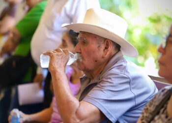 Recomienda Secretaría de Salud acciones para evitar golpe de calor y deshidratación