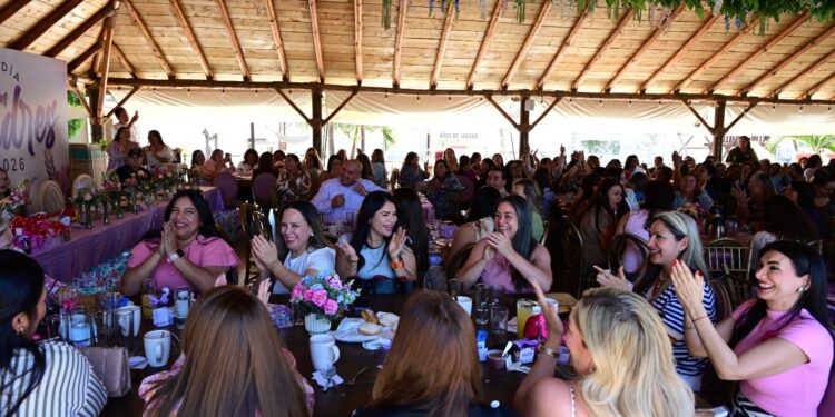 Guardianas de la seguridad y del hogar: SSP Sinaloa reconoce a madres trabajadoras en emotiva celebración