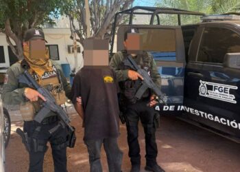 FGE ejecuta orden de aprehensión contra probable implicado en homicidio en cuartería de Juan José Ríos
