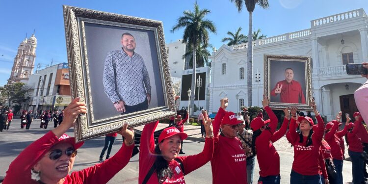 Culiacán marcha por Homar Salas Gastélum y Benjamín Olivares, líderes del STASAC asesinados: clamor de justicia en el Día del Trabajo
