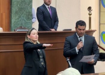 “Sinaloa saldrá adelante”: designan a Yeraldine Bonilla como gobernadora sustituta
