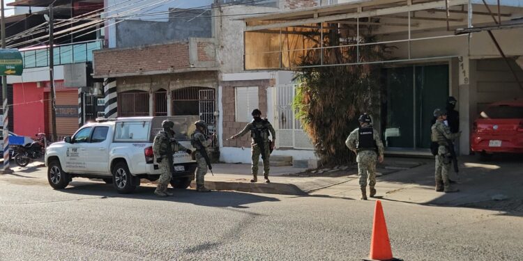 Atacan a balazos a un hombre en una casa habilitada para venta de pescados y mariscos