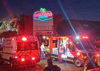 Incendio en el casino Tropicana de Culiacán moviliza a autoridades