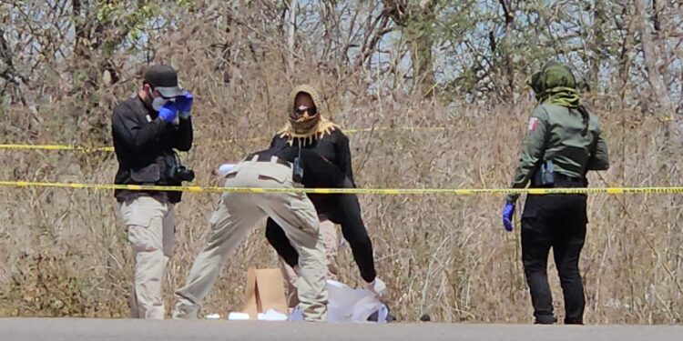 Identifican a hombre hallado asesinado y emplayado rumbo a Imala