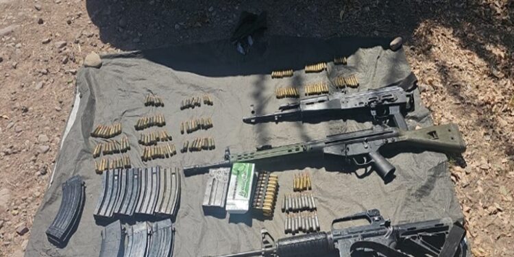 Ejército Mexicano aseguró armamento y un vehículo en el municipio de Navolato