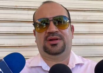 Cuatro lesionados permanecen graves tras incendio en Plaza Fiesta Palmas; aún desconocen qué originó el siniestro