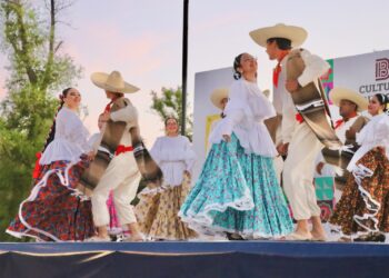 Badiraguato vive una tarde llena de arte y cultura con el Festival Internacional Universitario de la Cultura 2026