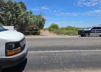 Encuentran cuerpo torturado y envuelto en bolsas negras en la carretera Culiacán-Eldorado