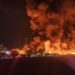 Incendio consume planta recicladora de plásticos en Culiacán; pérdidas millonarias y daños ecológicos