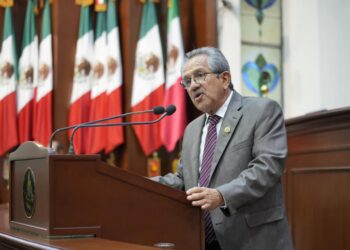 Diputado Manuel Guerrero llama desde el Congreso del Estado a consolidar proyecto turístico que detonaría empleo y desarrollo en el sur de Sinaloa