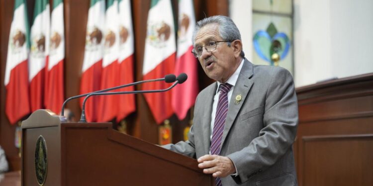 Diputado Manuel Guerrero llama desde el Congreso del Estado a consolidar proyecto turístico que detonaría empleo y desarrollo en el sur de Sinaloa