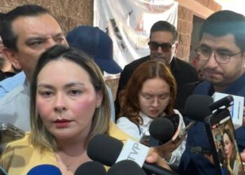 “Rocha está en su casa y se encuentra bien”: Yeraldine Bonilla rechaza versiones sobre resguardo en Palacio