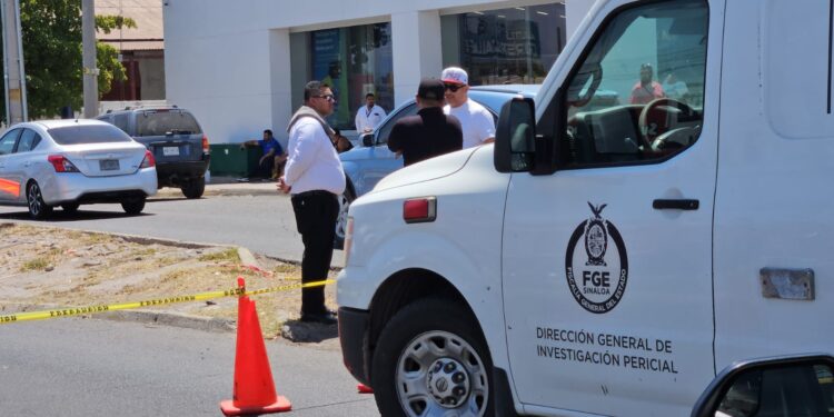 Entregan a familiares cuerpo de médico asesinado frente a Forum Culiacán