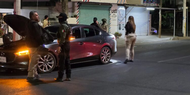 Balacera en la colonia Miguel Hidalgo: proyectiles dañan vehículo, pero no hay lesionados