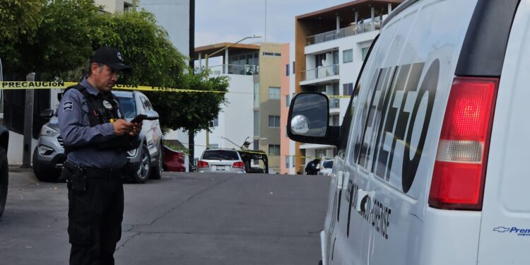 Asesinan a un hombre durante ceremonia religiosa en iglesia de Colinas del Rey