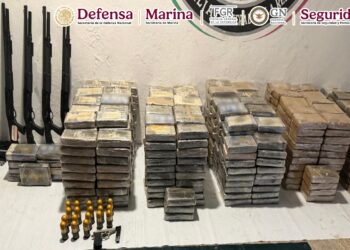 Federales catean un inmueble y aseguran un arsenal y más de una tonelada de cocaina en Chiapas