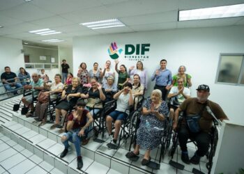 Alcaldesa Ana Miriam Ramos Villarreal y DIF Culiacán realizan entrega de 25 sillas de ruedas para mejorar la calidad de vida de familias culiacanenses