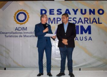 Empresas deben fortalecer su capacidad de decisión frente a entornos complejos: Julio César Silvas