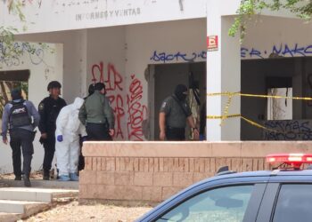 Encuentran dos hombres asesinados y en avanzado estado de descomposición en inmueble abandonado de Culiacán