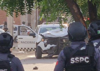 Enfrentamiento entre civiles armados y Guardia Nacional deja detenidos y agentes lesionados en Los Ángeles y Albaterra