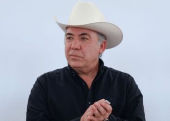‘Soy abogado de mí mismo’: Senador Enrique Inzunza niega estar en contacto con EU