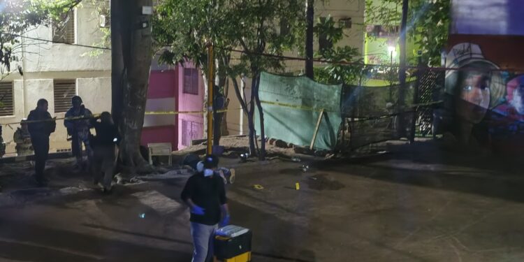 Atentado a balazos en la colonia Infonavit Cañada deja un muerto y un herido