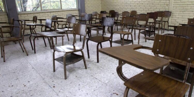 Suspenderán clases en Sinaloa por Día del Maestro; alumnos tendrán fin de semana largo
