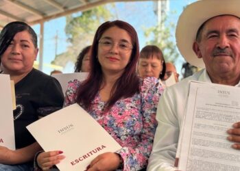 Sinaloa supera los 38 mil títulos de propiedad entregados: Sebides