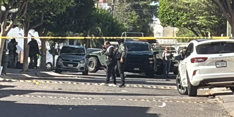Matan a balazos a un hombre en Azaleas