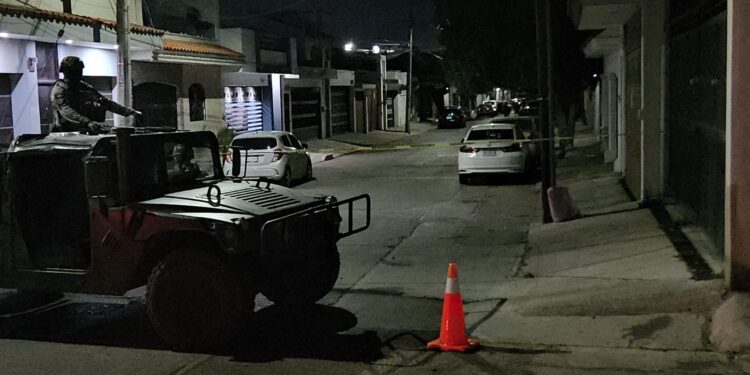 Un hombre resultó gravemente herido tras ser atacados a balazos en Villa Satélite
