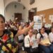 Recibos de hasta 18 mil pesos desatan inconformidad; ciudadanos acuden a mesa de atención de la CFE en el Ayuntamieto de Culiacán