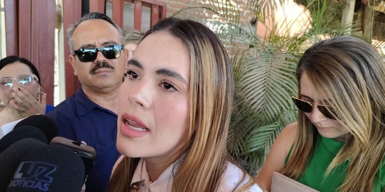 “Llueven” las quejas en el primer día de atención en Mesa Receptora de CFE en el Ayuntamiento de Culiacán