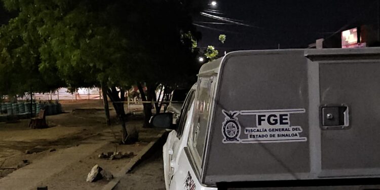 Encuentran a hombre asesinado y amordazado en la colonia Ferrocarrilera de Culiacán