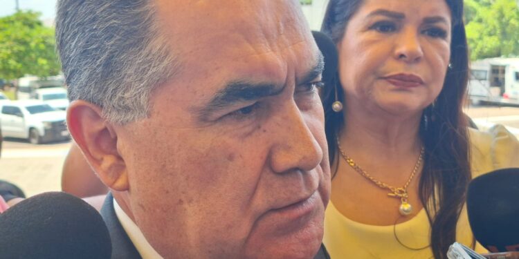 En su primer informe, Madueña alerta crisis financiera en la UAS y advierte riesgo de paro