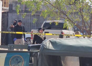 Mecánico es asesinado a balazos dentro de una camioneta en un fraccionamiento