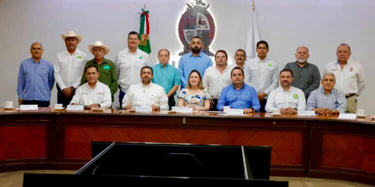 Reitera Gobernadora Yeraldine respaldo del Estado a productores y empacadores de mango del sur de Sinaloa