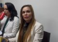 “Al costo que sea, seguiré alzando la voz”: Paola Gárate tras hallazgo de corona fúnebre afuera de su casa