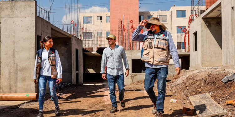 Más hogares, más bienestar: Omar López Campos supervisa avance de Viviendas para el Bienestar en Culiacán